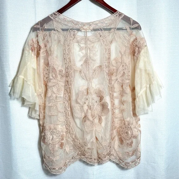 Altar’d State Embroidered Sheer Lace Blouse Cream Nude Ruffle Sleeve Size M - Picture 2 of 7